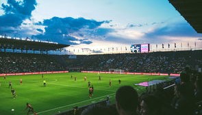 九游体育网页版-世俱杯裁判争议不断，比赛结果引发讨论，世俱杯2022